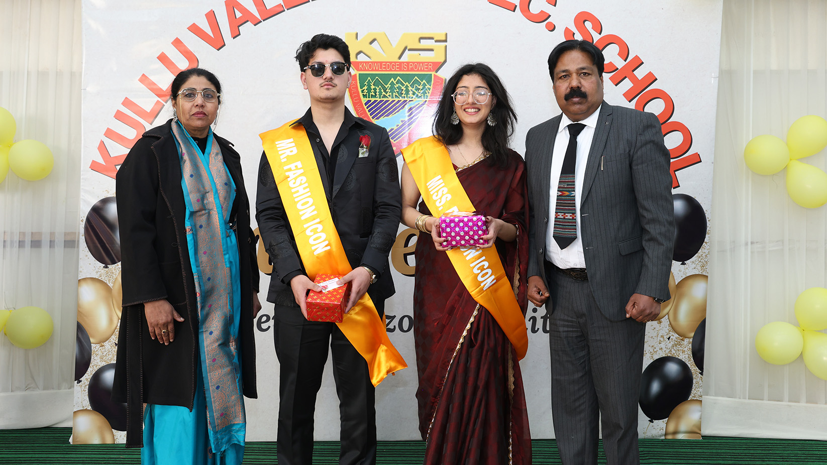 Mr. & Miss Fashion Icon